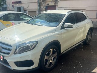 2015 Mercedes-Benz GLA 200 I (X156), белый, 2060000 рублей, вид 4