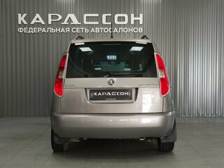 2013 Skoda Roomster I Рестайлинг, бежевый, 730000 рублей, вид 4