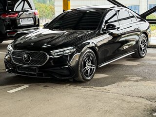 2024 Mercedes-Benz E-Класс 300 VI (W214, S214), чёрный, 7500000 рублей, вид 2