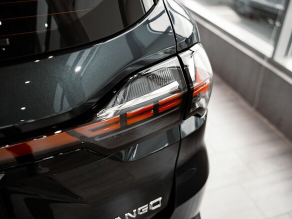 2025 Geely Okavango I Рестайлинг, серый, 3988990 рублей - вид 27
