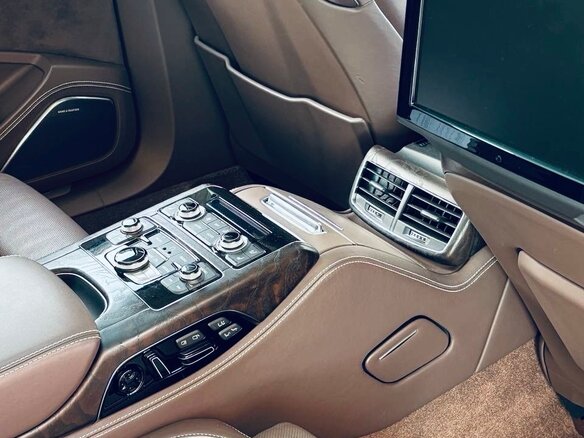 2013 Audi A8 Long III (D4), чёрный, 3900000 рублей - вид 12