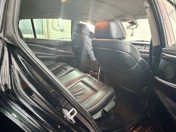 2013 BMW 5 серии 535i xDrive VI (F10/F11/F07), чёрный - вид 14
