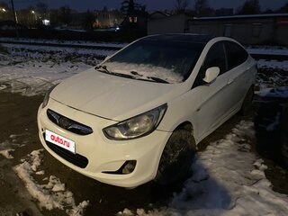 2013 Hyundai Solaris I, белый, 460000 рублей, вид 5