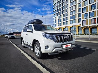 2014 Toyota Land Cruiser Prado 150 Series Рестайлинг 1, белый, 3400000 рублей, вид 4