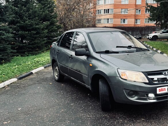 2012 Lada (ВАЗ) Granta I, серый, 210000 рублей - вид 3