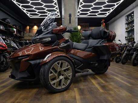 2026 BRP Can-Am Spyder, чёрный, 3490000 рублей, вид 3