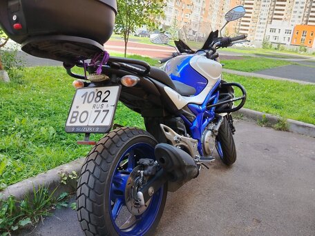 2012 Suzuki SFV 400 Gladius, синий, 360000 рублей, вид 1