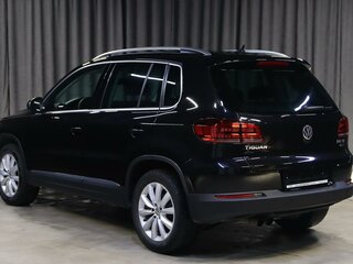 2015 Volkswagen Tiguan I Рестайлинг, чёрный, 1199000 рублей, вид 4
