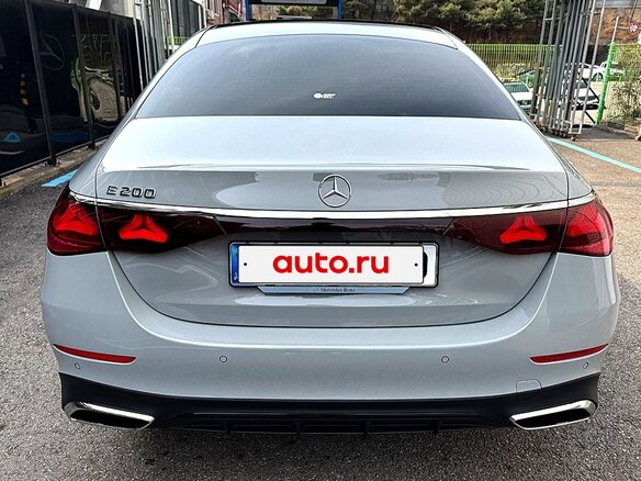 2026 Mercedes-Benz E-Класс 200 VI (W214, S214), серый - вид 5