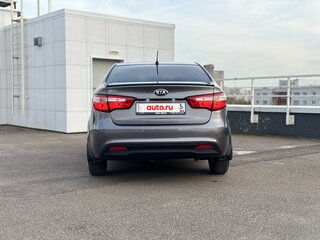 2014 Kia Rio 6-speed III, серый, 939000 рублей, вид 5