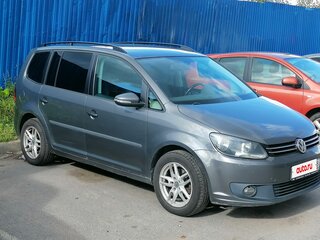 2013 Volkswagen Touran I Рестайлинг 2, серый, 730000 рублей, вид 1
