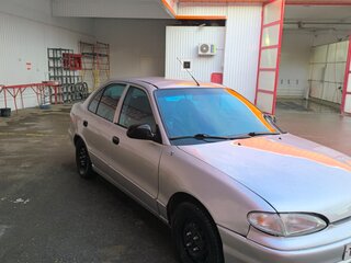1997 Hyundai Accent I, серебристый, 299000 рублей, вид 2