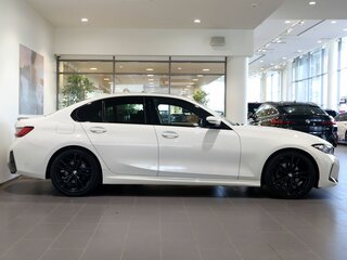 2022 BMW 3 серии 320d xDrive VII (G2x) Рестайлинг, белый, 5370000 рублей, вид 4
