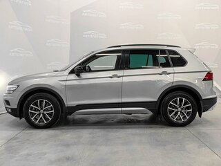 2019 Volkswagen Tiguan Allspace II, серебристый, 3400000 рублей, вид 1