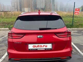 2019 Kia Ceed III, красный, 1640000 рублей, вид 3