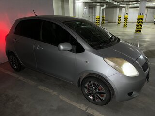 2005 Toyota Vitz II (XP90), серый, 400000 рублей, вид 3