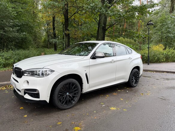 2016 BMW X6 M50d II (F16), белый, 4500000 рублей - вид 2