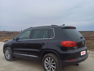 2016 Volkswagen Tiguan I Рестайлинг, чёрный, 1500000 рублей, вид 4