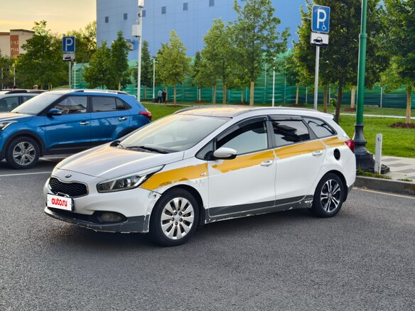 2015 Kia Ceed II, белый, 650000 рублей