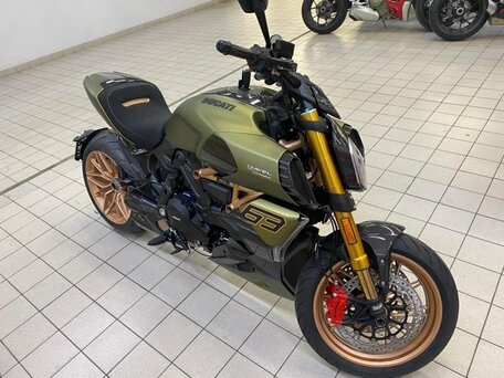 2021 Ducati Diavel 1260 S, зелёный, 12750000 рублей, вид 2