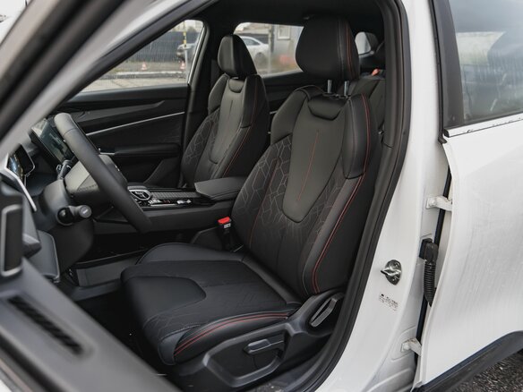 2026 Geely Cityray, белый, 2896000 рублей - вид 20