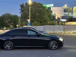 2016 Mercedes-Benz E-Класс 200 V (W213, S213, C238), чёрный, 2850000 рублей, вид 2