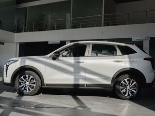 2025 Haval Jolion I Рестайлинг, белый, 2549000 рублей, вид 4
