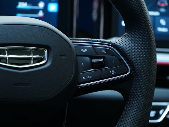 2024 Geely Coolray I Рестайлинг, серый, 2037444 рублей - вид 15