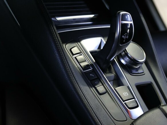 2018 BMW X6 40d II (F16), чёрный, 3649000 рублей - вид 11