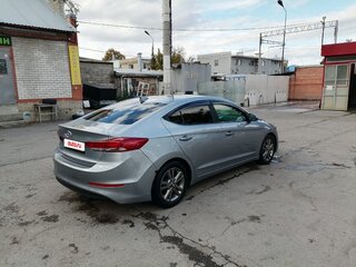 2017 Hyundai Elantra VI (AD), серый, 1300000 рублей, вид 4