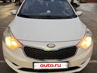 2013 Kia Cerato III, белый, 1200000 рублей, вид 1