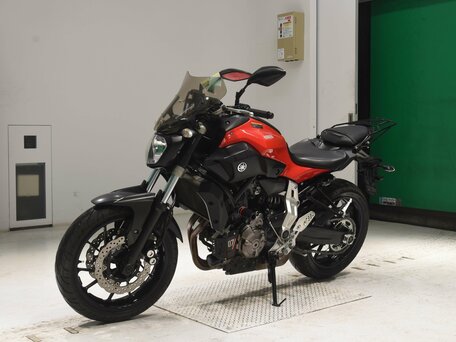 2014 Yamaha MT-07 (FZ-07), красный, 530000 рублей, вид 3