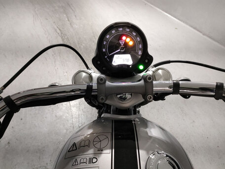 2025 Triumph Bonneville Speedmaster, чёрный, 1150000 рублей, вид 5