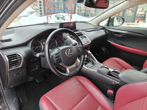 2019 Lexus NX 300 I Рестайлинг, чёрный, 2750000 рублей - вид 9