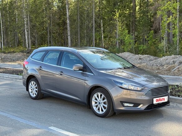 2016 Ford Focus III Рестайлинг, серый - вид 1