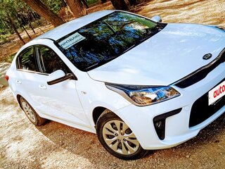 2018 Kia Rio IV, белый, 1349000 рублей, вид 1