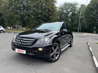 2008 Mercedes-Benz M-Класс 500 II (W164), чёрный, 2500000 рублей, вид 1