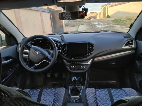 2017 Lada (ВАЗ) Vesta I, белый, 850000 рублей - вид 3