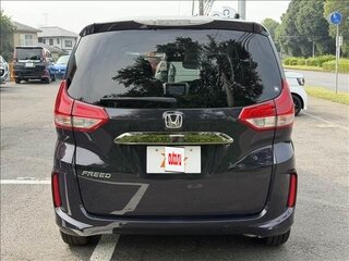 2023 Honda Freed II Рестайлинг, чёрный, 1100333 рублей, вид 5