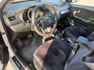 2014 Kia Rio 6-speed III, серый, 890000 рублей, вид 5