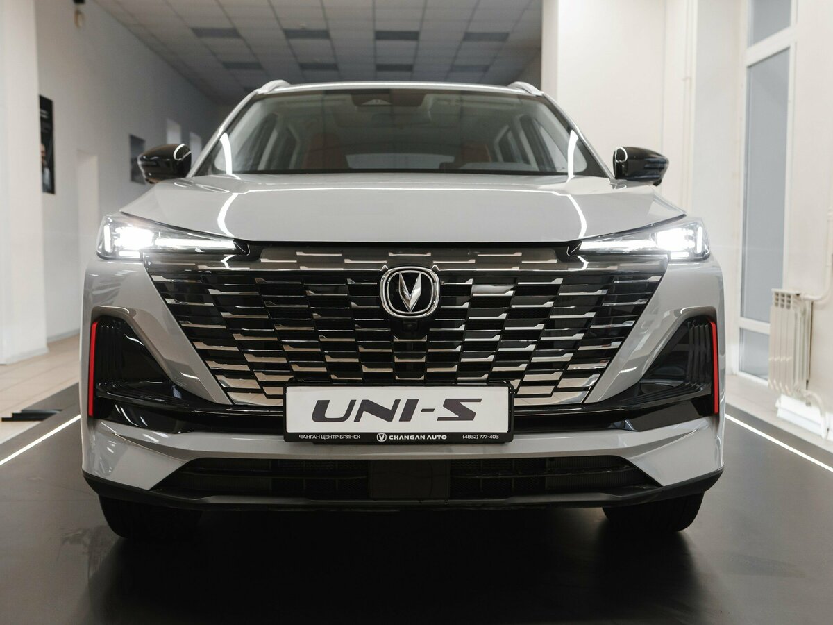 Открыть фотографии: Changan UNI-S I