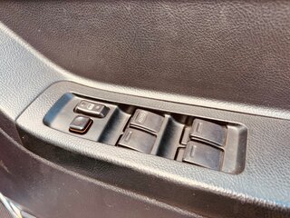 2002 Toyota WiLL II (VS), серебристый, 550000 рублей, вид 4