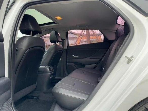 2022 Hyundai Elantra VII (CN7), белый, 1528000 рублей - вид 16