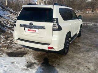 2019 Toyota Land Cruiser Prado 150 Series Рестайлинг 2, белый, 5200000 рублей, вид 3