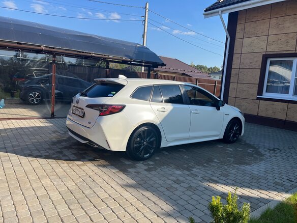 2020 Toyota Corolla XII (E210), белый, 2300000 рублей - вид 2