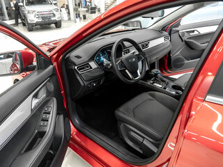 2023 JAC J7 I, красный, 2194000 рублей, вид 5