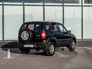 2010 Chevrolet Niva I Рестайлинг, коричневый, 440000 рублей, вид 2