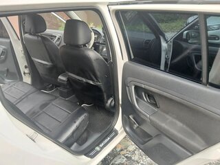 2011 Skoda Fabia II Рестайлинг, белый, 350000 рублей, вид 4