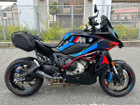 2025 BMW M 1000 XR, чёрный, 2650000 рублей, вид 1