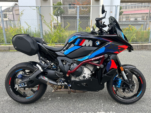 2025 BMW M 1000 XR, чёрный, 2650000 рублей